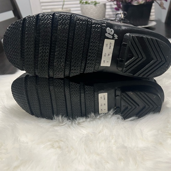 Hunter classic tall rubber boots black EUC size 6 medium or 7 narrow - Picture 7 of 9